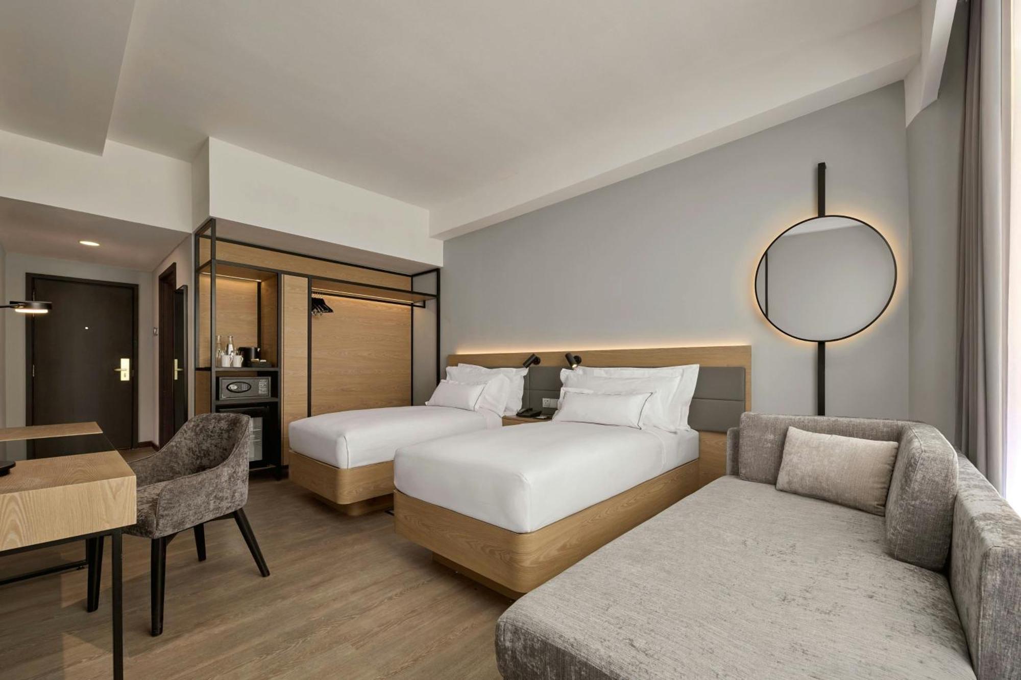 Ac Hotel By Marriott Ipoh Exteriör bild