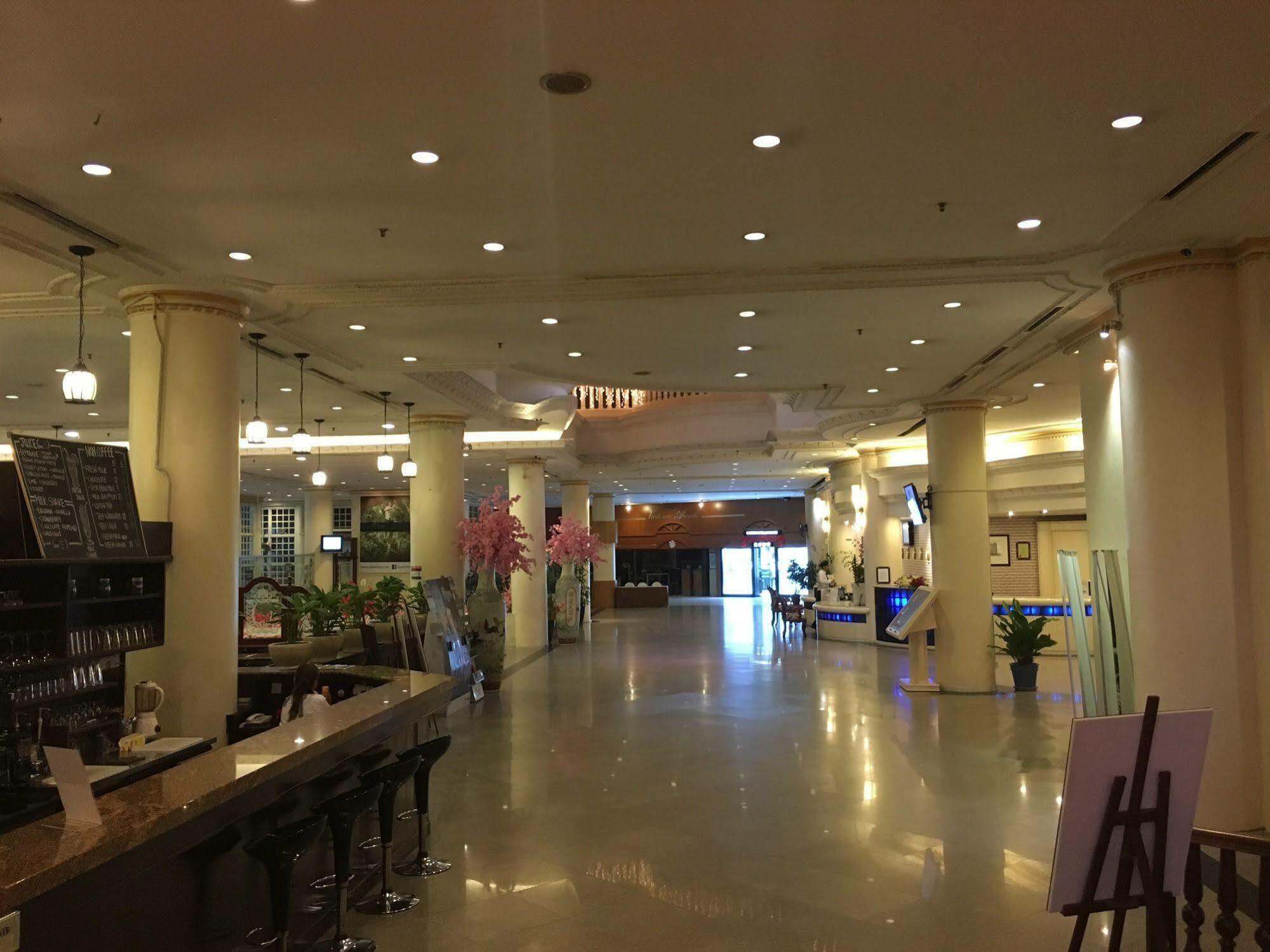 Ac Hotel By Marriott Ipoh Exteriör bild