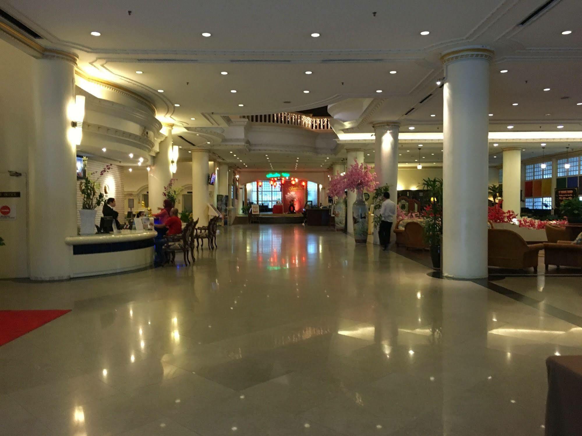 Ac Hotel By Marriott Ipoh Exteriör bild