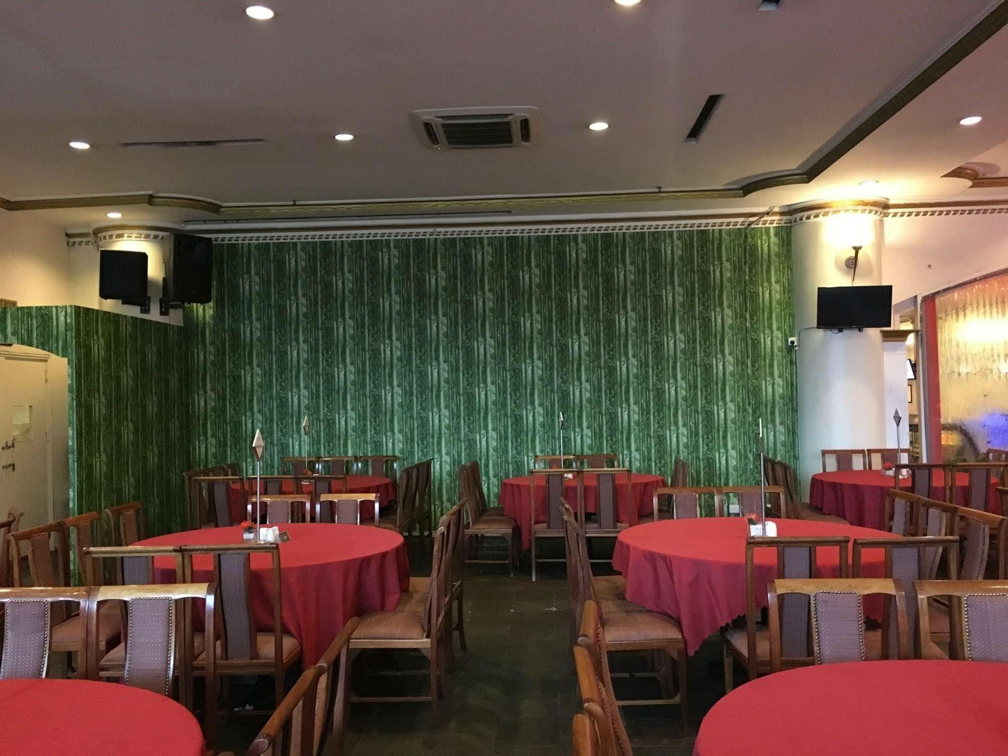Ac Hotel By Marriott Ipoh Exteriör bild