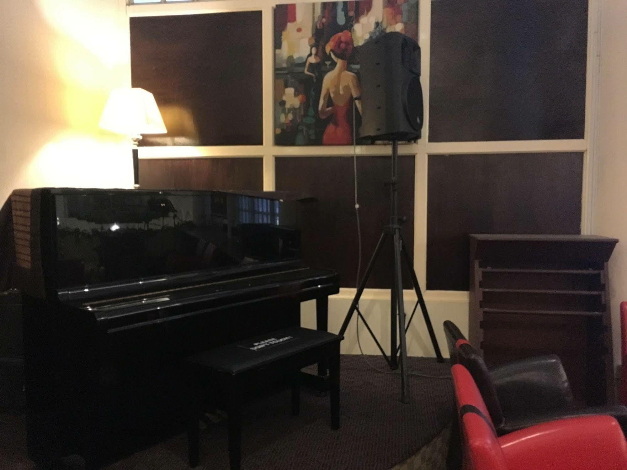 Ac Hotel By Marriott Ipoh Exteriör bild